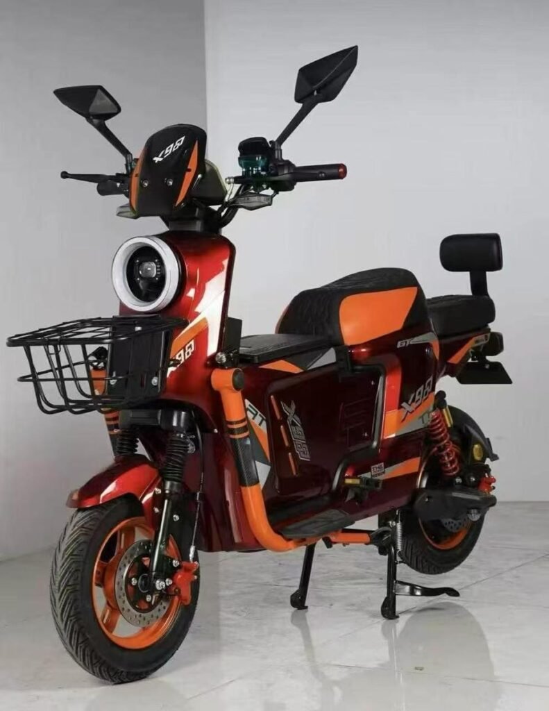 XT-1200 Box electric motorcycle 1200W with centre storage box